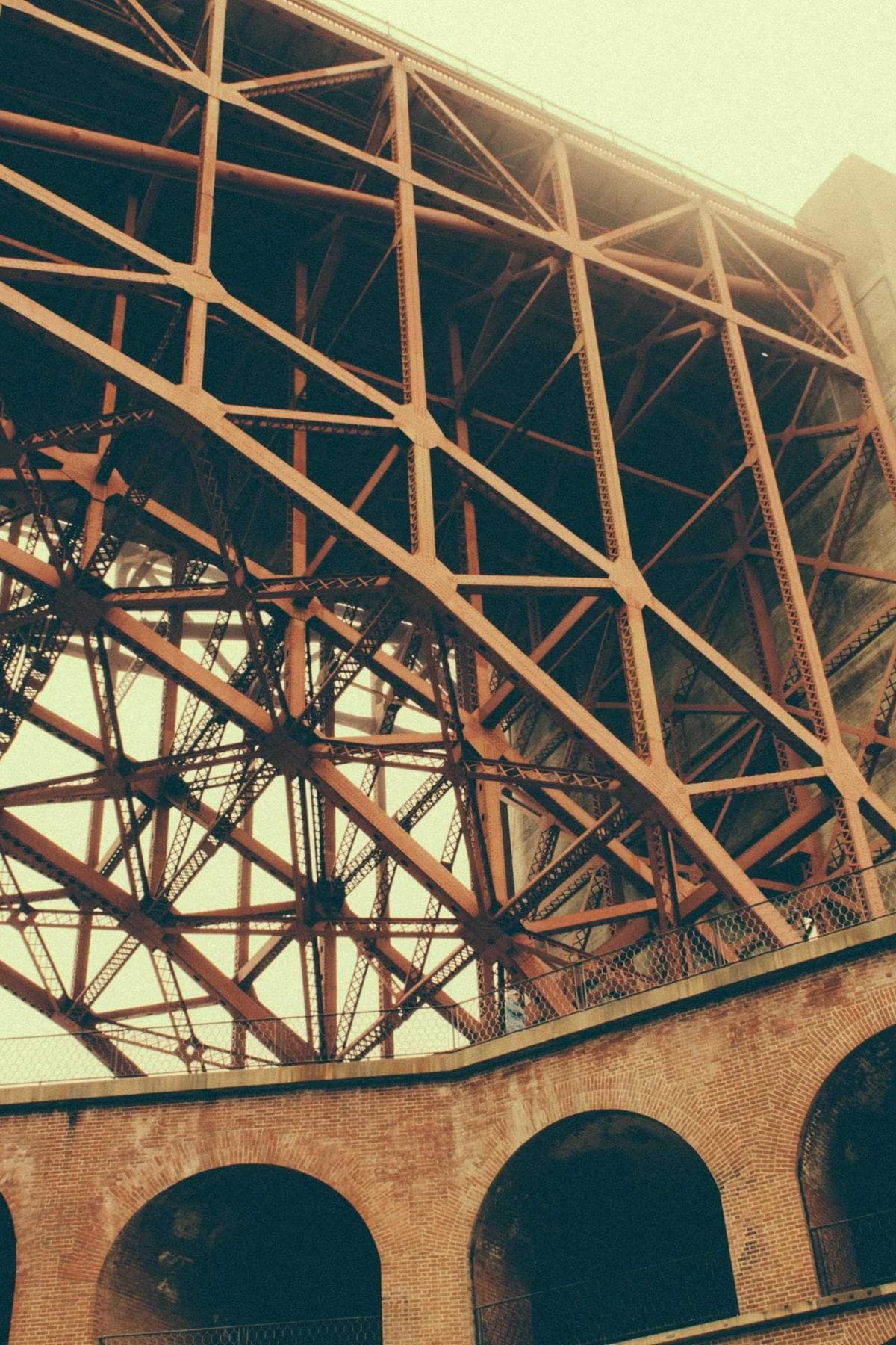 Imagem de um robô metálico